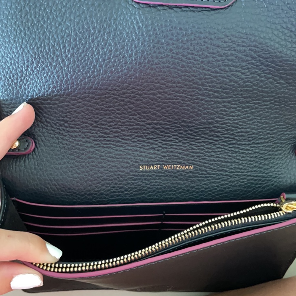 Stuar Weitzman crossbody purse - Picture 3 of 3